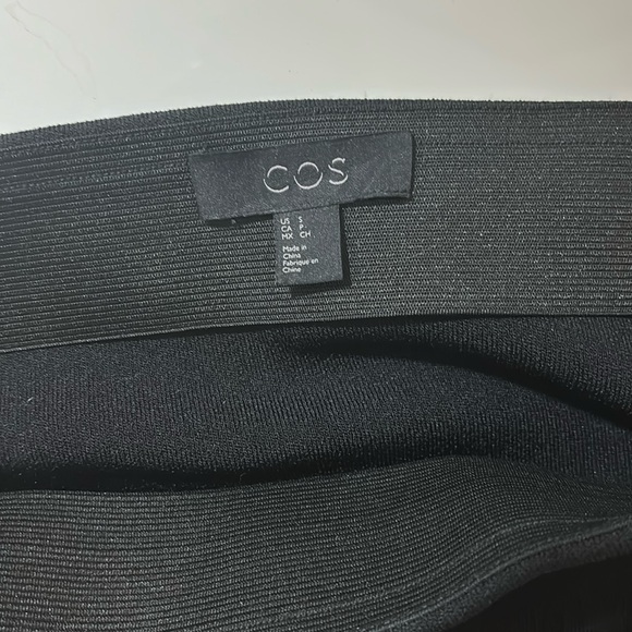Cos Black Stretch Mini Skirt (new without tags) - Picture 7 of 7